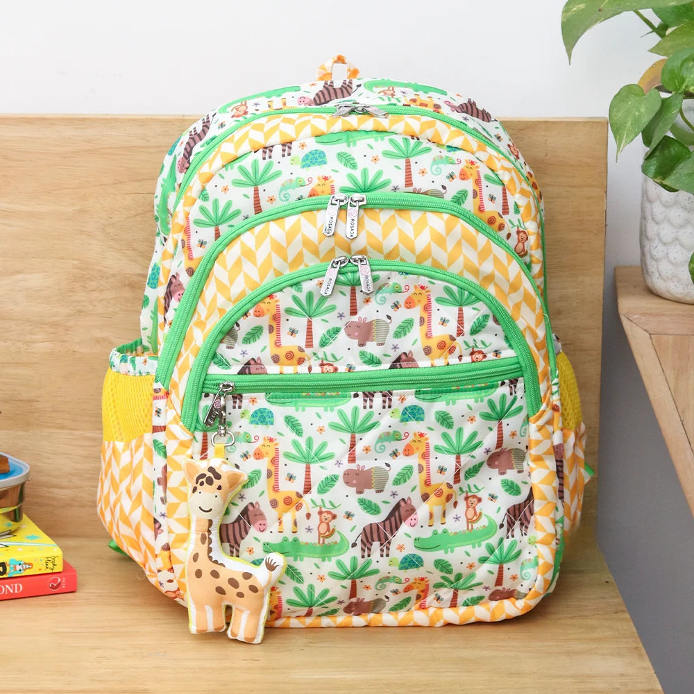 Giraffe_School_Bag_01.webp