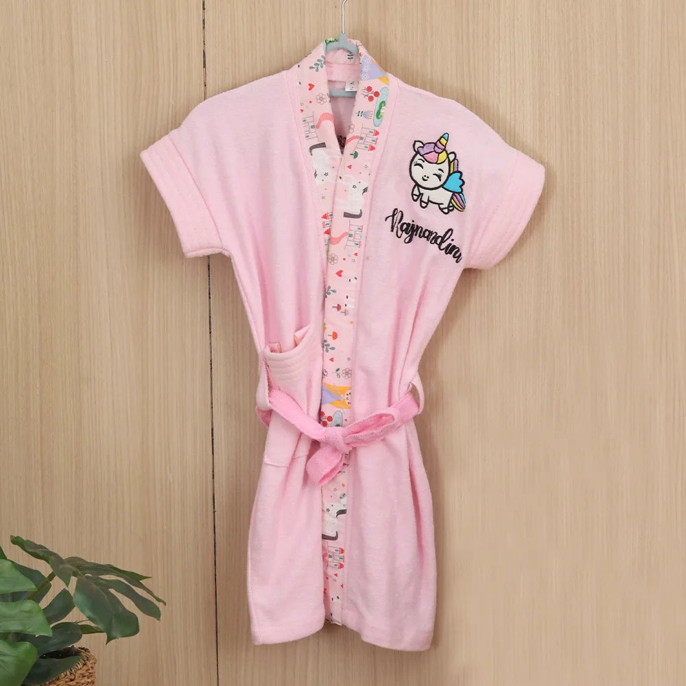 Unicorn_Bathrobe_001.webp