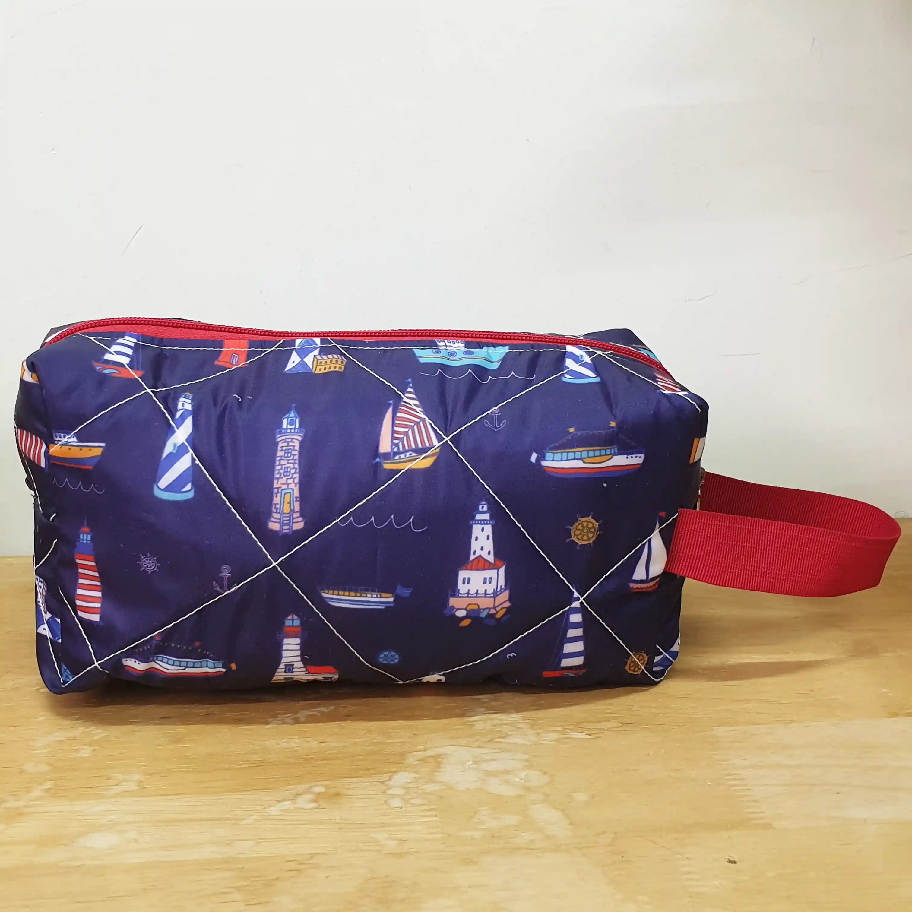 Travel Kit - Lighthouse