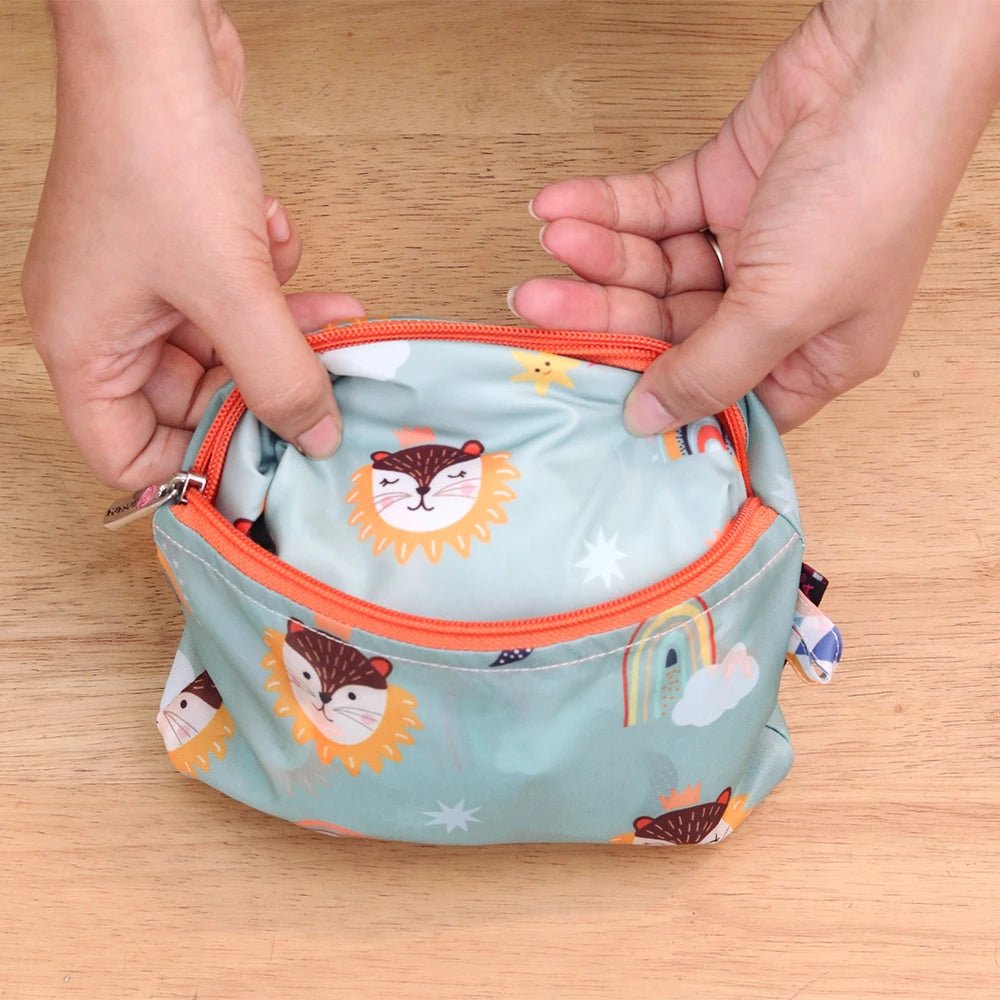 Fancy Lion Foldable Duffle Bag