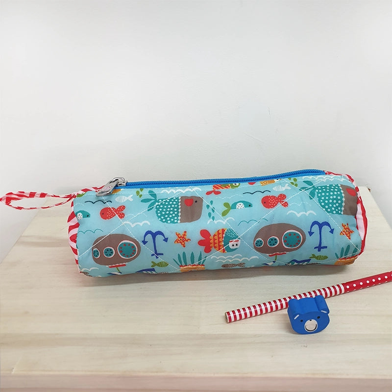 Round Pencil Pouch - Underwater