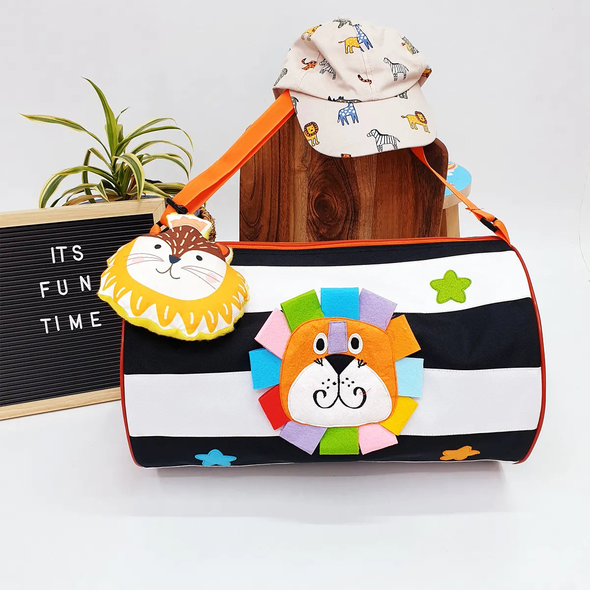 Black White Colourful Lion Duffle Bag