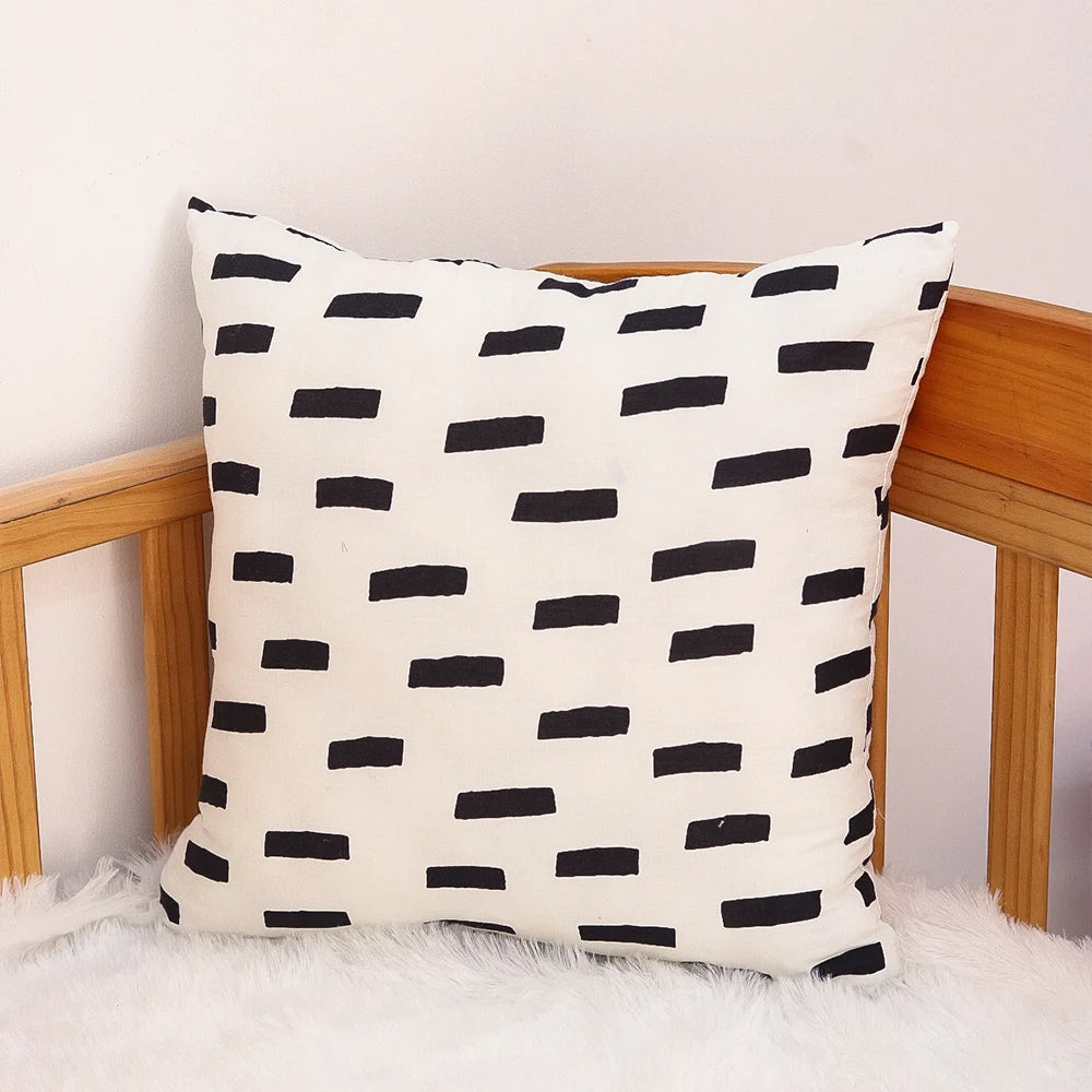 Checks Animal Cushion (14x14)"