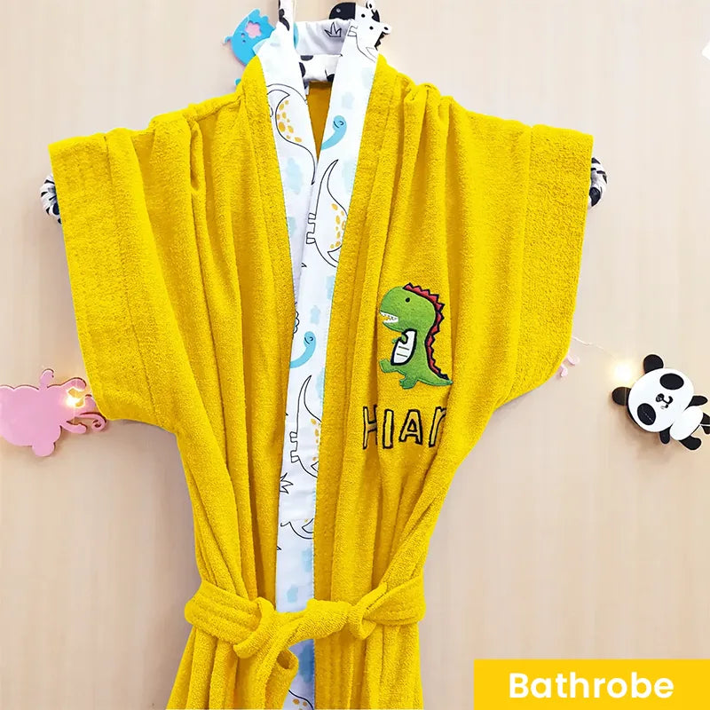 Bathrobe_5d81b6bb-078a-4db9-963f-034b264f1f39.webp