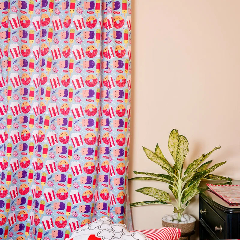 Candy_Cane_Kids_Bedding_Items_02.webp