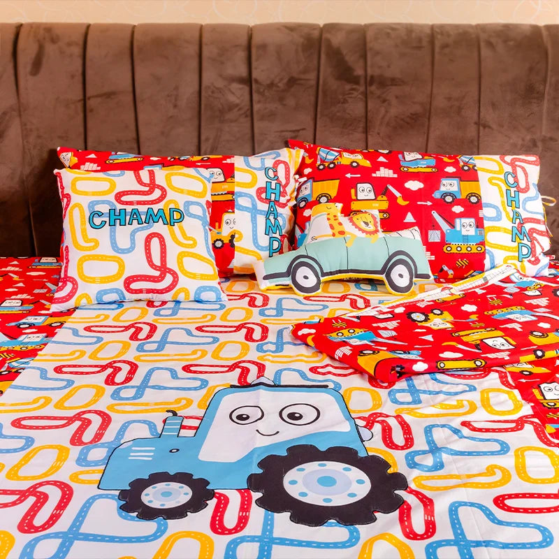 Red_Truck_Kids_Bedding_Items_02.webp