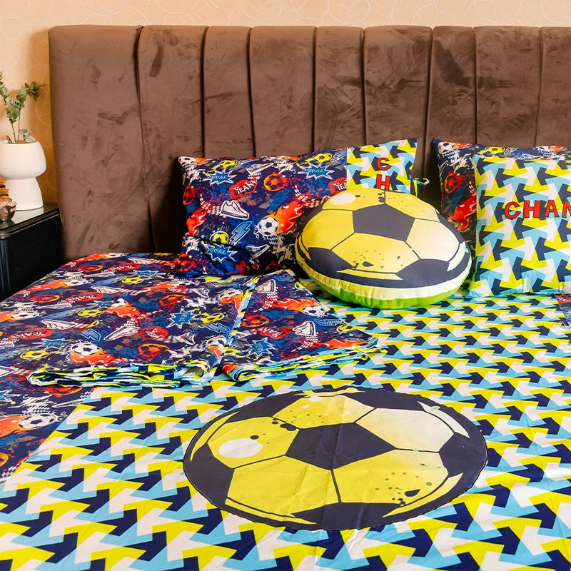 Soccer_Kids_Bedding_Items_01.webp