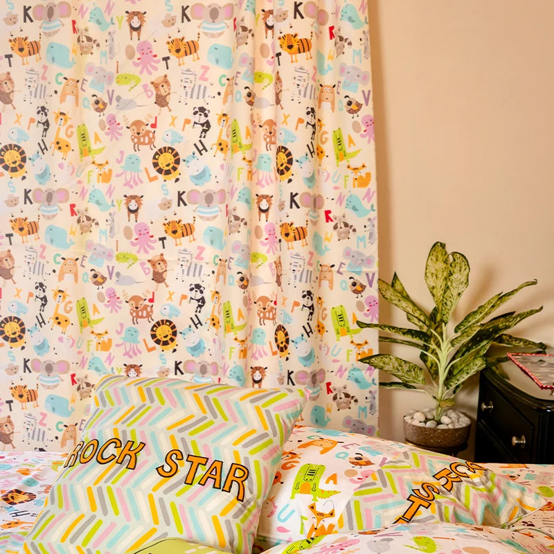 White_Alphabet_Kids_Bedding_Items_05.webp