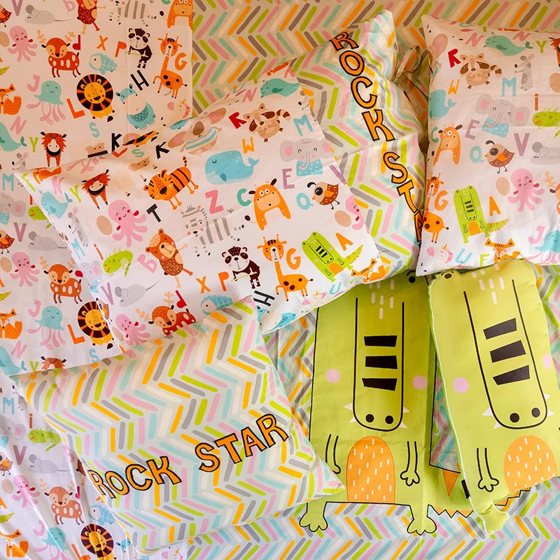 White_Alphabet_Kids_Bedding_Items_06.webp